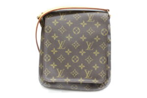 imgrc0073890901 Louis Vuitton Saleya PM Damier Azur Handbag