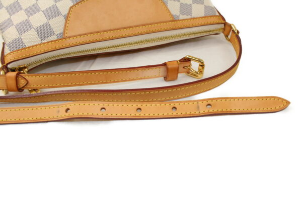 imgrc0073891942 Louis Vuitton Syracuse Pm Shoulder Bag Damier Azur White