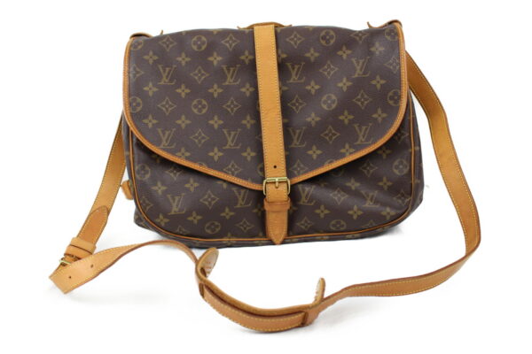 imgrc0073895177 Louis Vuitton Saumur 30 Shoulder Bag Monogram Brown