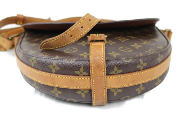 imgrc0073900994 Louis Vuitton Chantilly Gm Shoulder Bag Monogram Canvas Brown