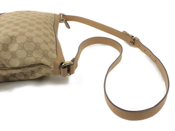 imgrc0074012318 Gucci Horsebit Messenger Bag Canvas Beige