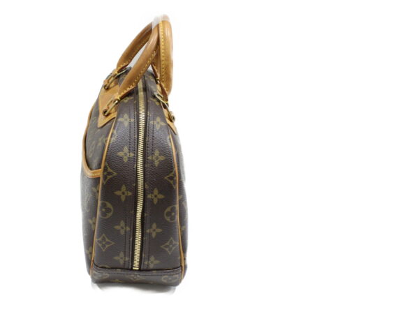 imgrc0074081863 Louis Vuitton Deauville Monogram Handbag