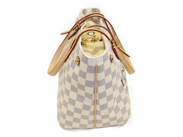 imgrc0074174670 Louis Vuitton Hippo Pm Handbag Damier Azur