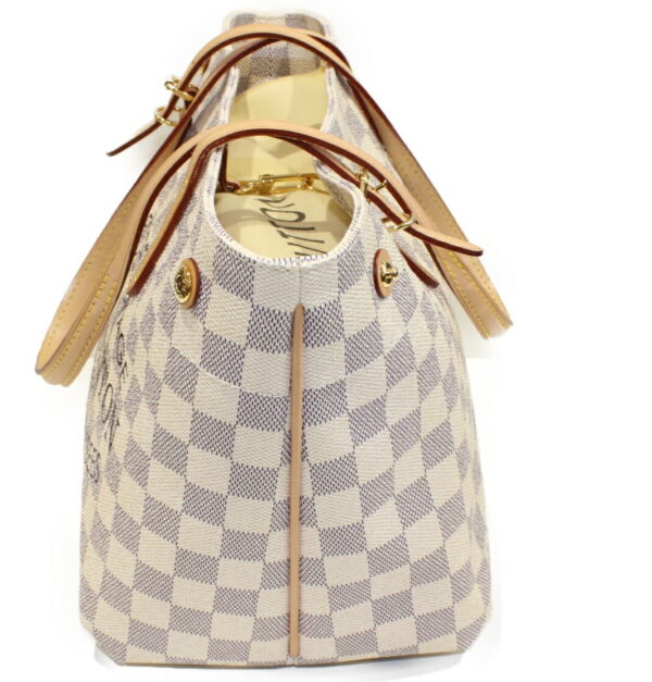 imgrc0074174671 Louis Vuitton Hippo Pm Handbag Damier Azur