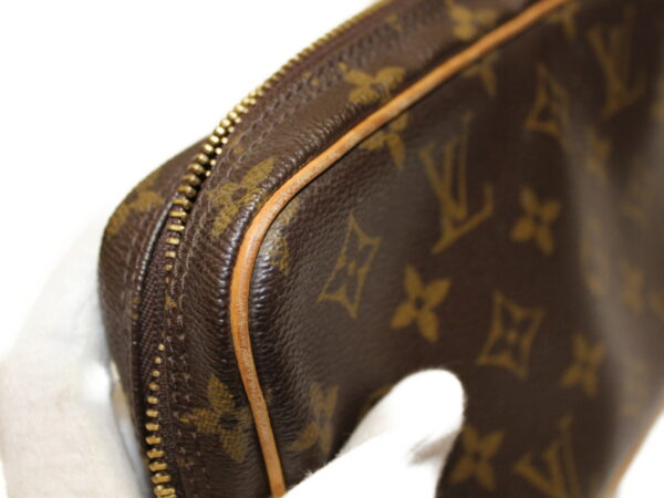 imgrc0074184437 Louis Vuitton Pochette Marly Bandouliere Monogram Shoulder Bag