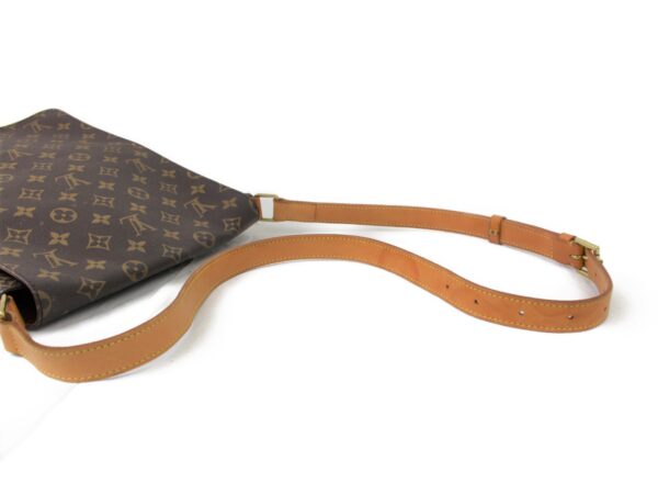 imgrc0074208407 Louis Vuitton Musette Shoulder Bag Monogram Canvas Brown