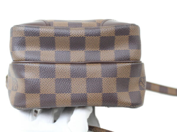 imgrc0074208700 Louis Vuitton Amazon Shoulder Bag Damier Canvas Brown