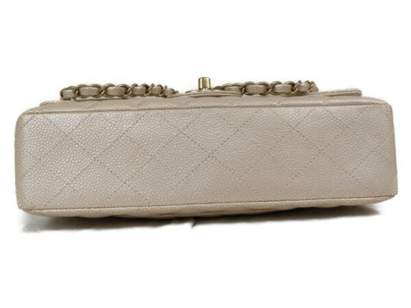 imgrc0074309052 Chanel Chain Shoulder Bag Beige