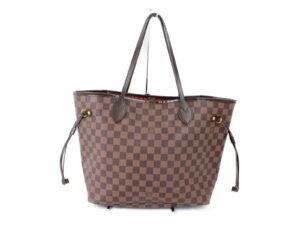 imgrc0074368479 Gucci GG Marmont Quilted Top Handle Bag