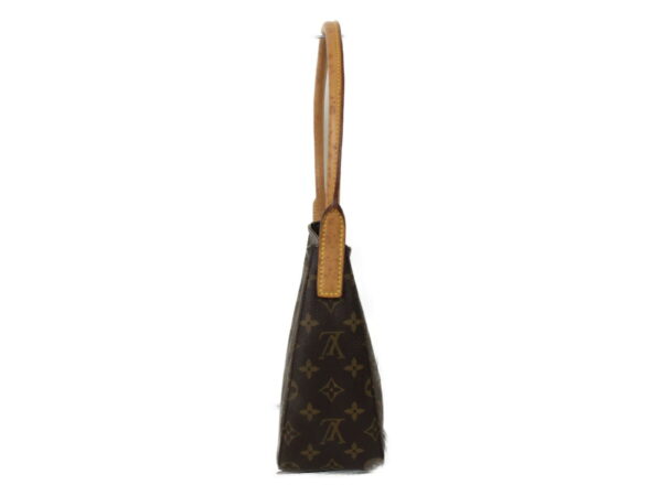 imgrc0074481776 Louis Vuitton Looping Mm Shoulder Bag Monogram Canvas Brown