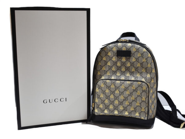 imgrc0074873767 Gucci Supreme Bee Backpack Beige Black