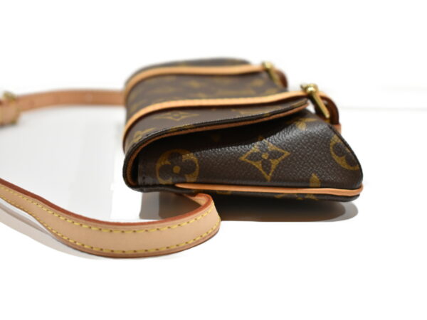 imgrc0075016070 Louis Vuitton Pochette Mallel Waist Bag Monogram Brown