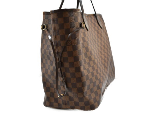 imgrc0075038051 Louis Vuitton Neverfull GM Damier Canvas Tote Bag