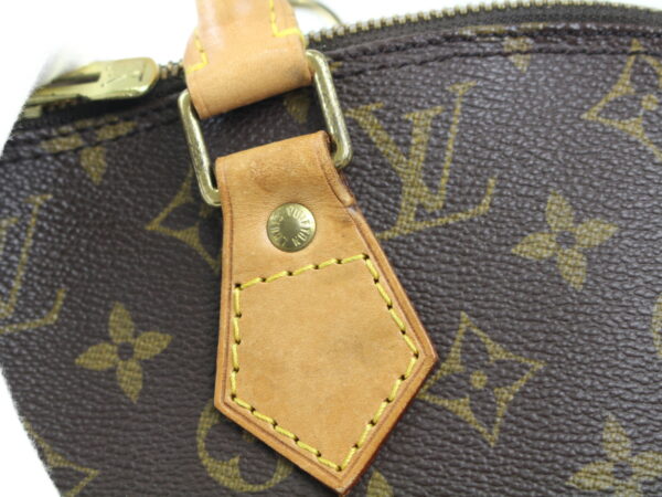 imgrc0075119974 Louis Vuitton Alma Handbag Monogram Canvas Brown