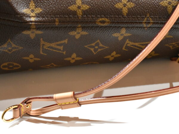 imgrc0075122951 Louis Vuitton Neverfull MM Tote Bag Monogram Brown