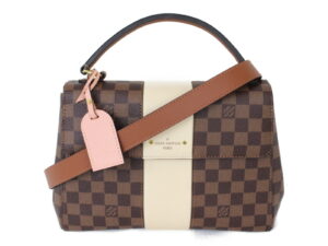 imgrc0075144463 Louis Vuitton Bouzas Roseberry Shoulder Bag Brown