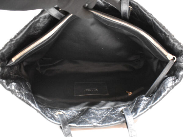 imgrc0075163233 Chanel On the Road Leather Tote Bag Black