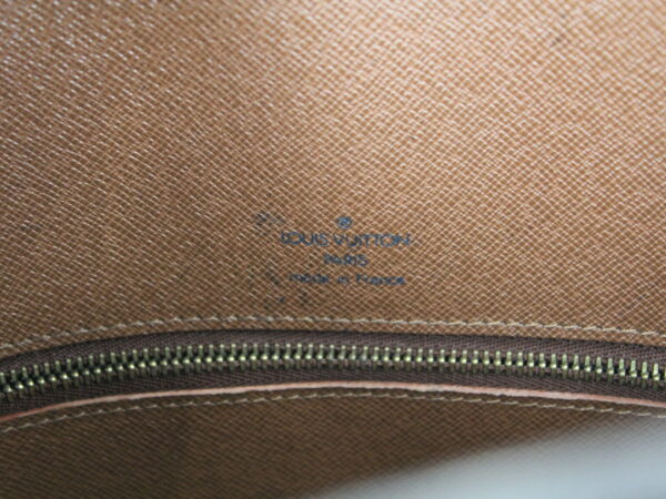 imgrc0075169323 Louis Vuitton Babylon Handbag Monogram Canvas Brown