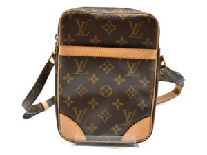 imgrc0075209800 LOUIS VUITTON Pochette Florentine M51855 Brown Waist Bag