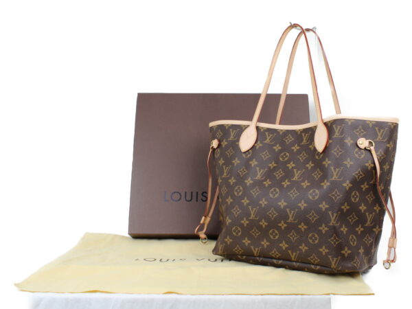 imgrc0075212410 Louis Vuitton Neverfull MM Monogram Tote Bag Brown