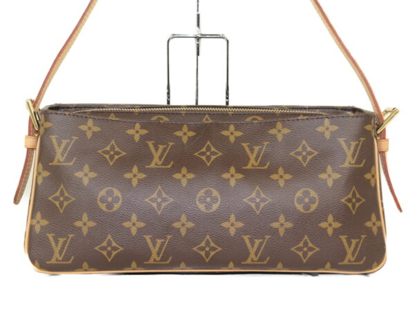 imgrc0075223199 Louis Vuitton Viva Cite MM Monogram Shoulder Bag Brown