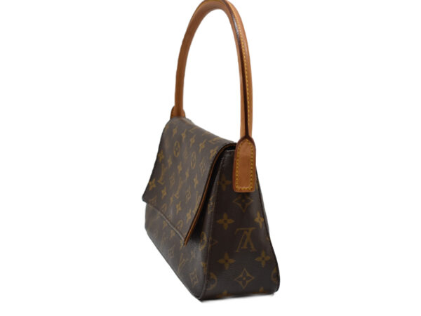 imgrc0075232940 Louis Vuitton Mini Looping Shoulder Bag Monogram Brown