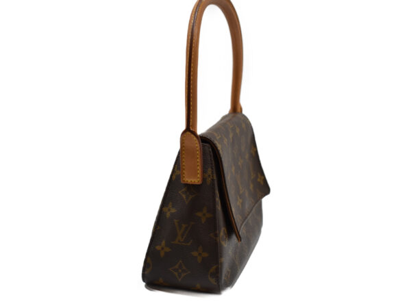 imgrc0075232941 Louis Vuitton Mini Looping Shoulder Bag Monogram Brown