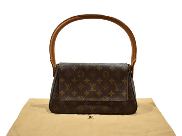 imgrc0075232947 Louis Vuitton Mini Looping Shoulder Bag Monogram Brown