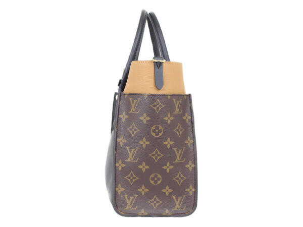 imgrc0075236269 Louis Vuitton On My Side Hand Shoulder Bag Black