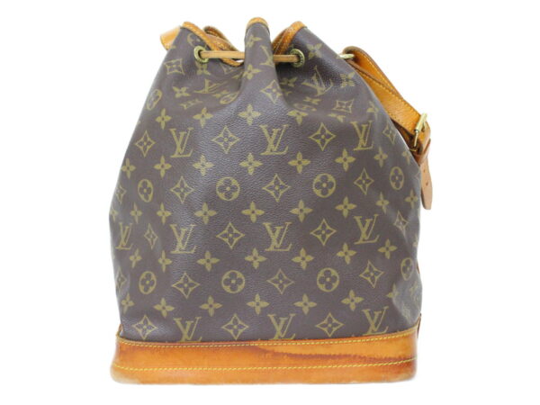 imgrc0075272550 Louis Vuitton Noe Shoulder Bag Monogram Canvas Brown