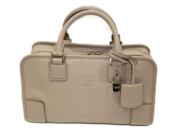 imgrc0075397279 Loewe Amazona Handbag Leather Beige