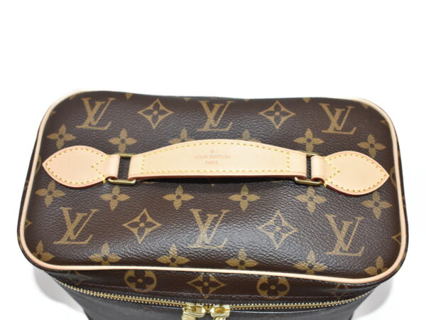 imgrc0075414999 Louis Vuitton Nice BB Pouch Monogram Brown Beige