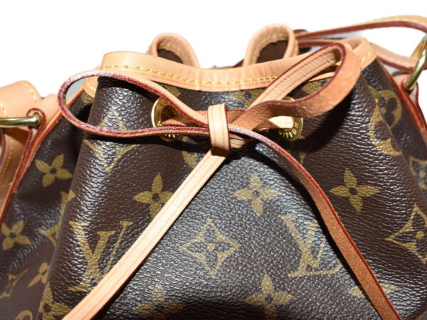 imgrc0075605942 Louis Vuitton Noe BB Shoulder Bag Monogram Brown Beige