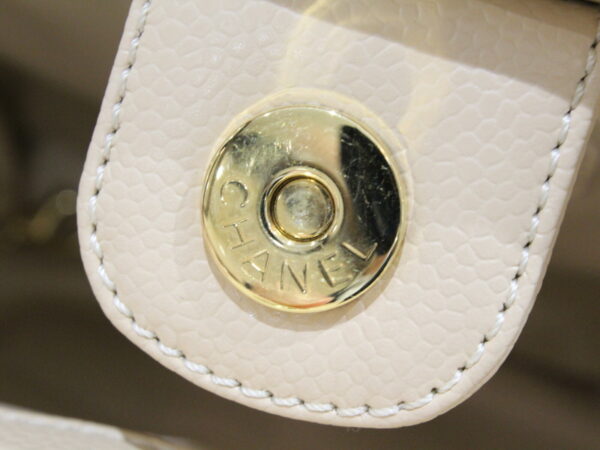 imgrc0075735839 Chanel Reprint Chain Tote Bag Beige White Caviar Skin