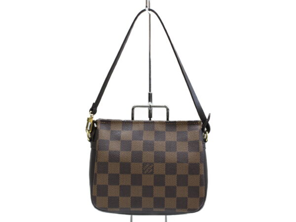 imgrc0075748156 Louis Vuitton Truth Damier Accessory Pouch