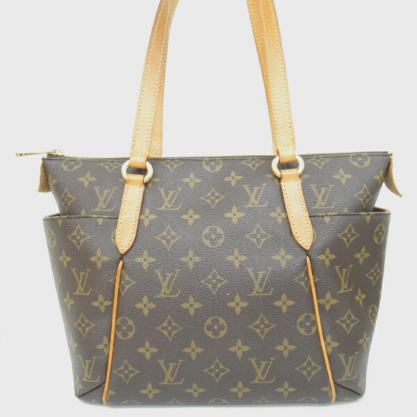 imgrc0075788525 Louis Vuitton Totally PM Monogram Shoulder Tote Bag