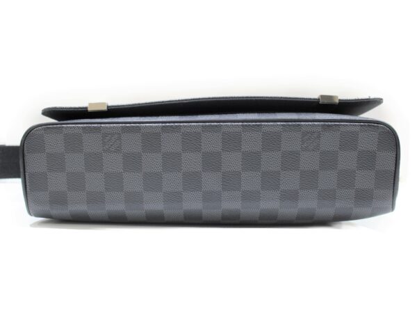 imgrc0076181674 Louis Vuitton District MM NM Damier Graphite Messenger Bag