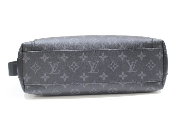 imgrc0076181687 Louis Vuitton Odysse Messenger PM Shoulder Bag Monogram Eclipse Black