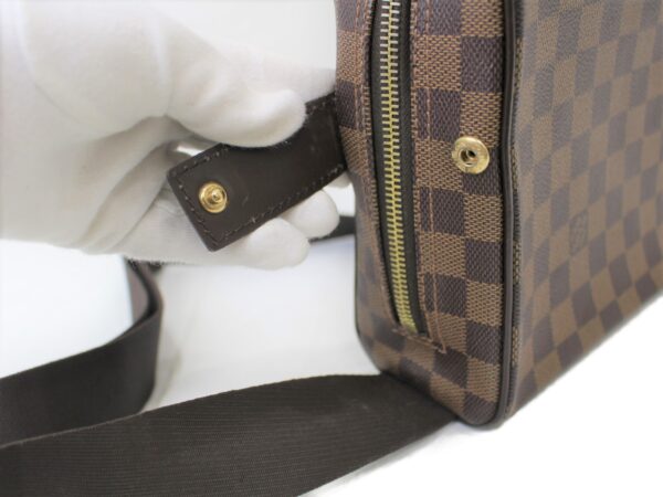 imgrc0076185338 Louis Vuitton Olaf PM Damier Shoulder Bag Brown