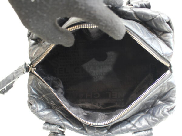 imgrc0076189668 Chanel Bubble Quilted Leather Chain Handle Handbag Black