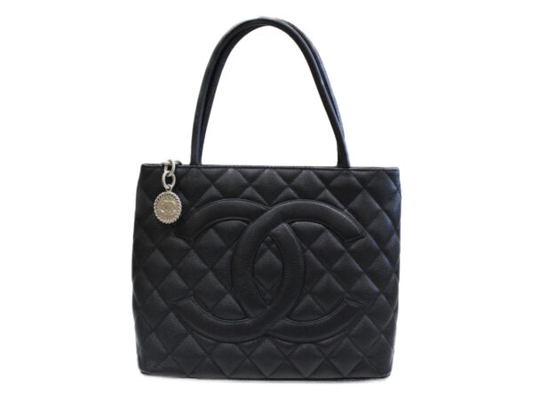 imgrc0076189908 Chanel Reprint Caviar Skin Tote Bag Black