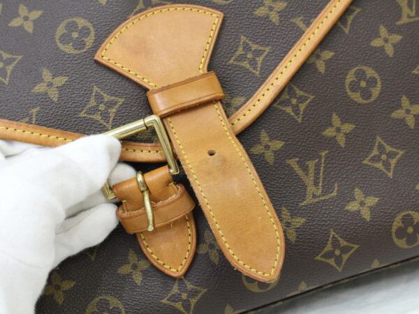 imgrc0076195784 Louis Vuitton Beverly Business Bag Monogram Canvas Brown