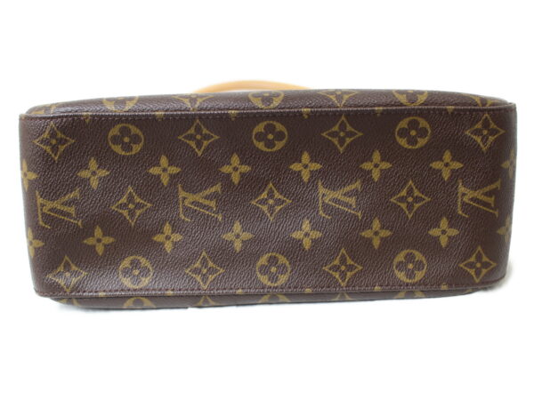 imgrc0076202071 Louis Vuitton Looping GM Monogram Shoulder Bag Brown