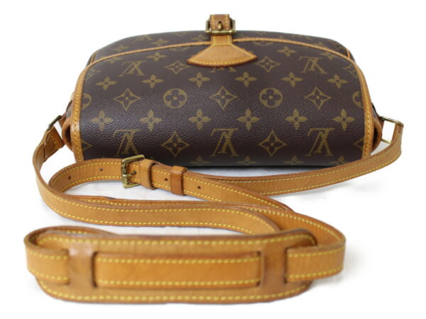 imgrc0076202136 Louis Vuitton Sologne Shoulder Bag Monogram Brown