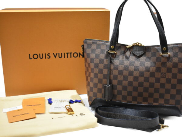 imgrc0076225592 Louis Vuitton Hyde Park Tote Bag Damier Ebene Black Brown