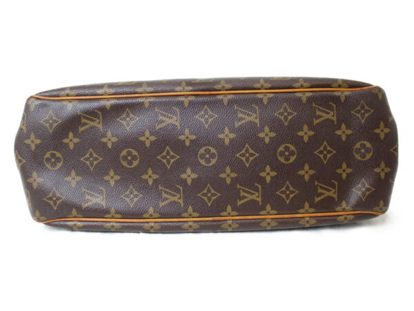 imgrc0076227534 Louis Vuitton Batignolles Horizontal Shoulder Bag Monogram Brown