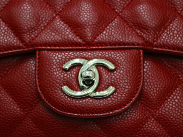 imgrc0076292679 Chanel Caviar Skin Chain Shoulder Bag Red