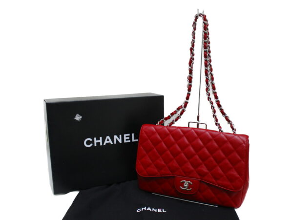 imgrc0076292681 Chanel Caviar Skin Chain Shoulder Bag Red