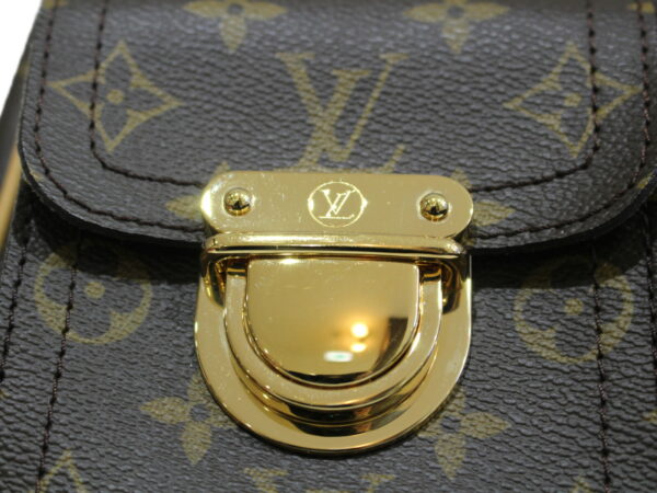 imgrc0076354086 Louis Vuitton Manhattan PM Handbag Monogram Brown