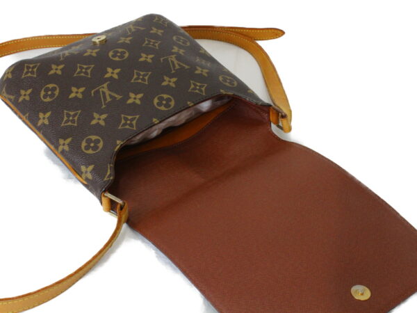 imgrc0076356268 Louis Vuitton Musette Salsa Long Shoulder Bag Monogram Brown